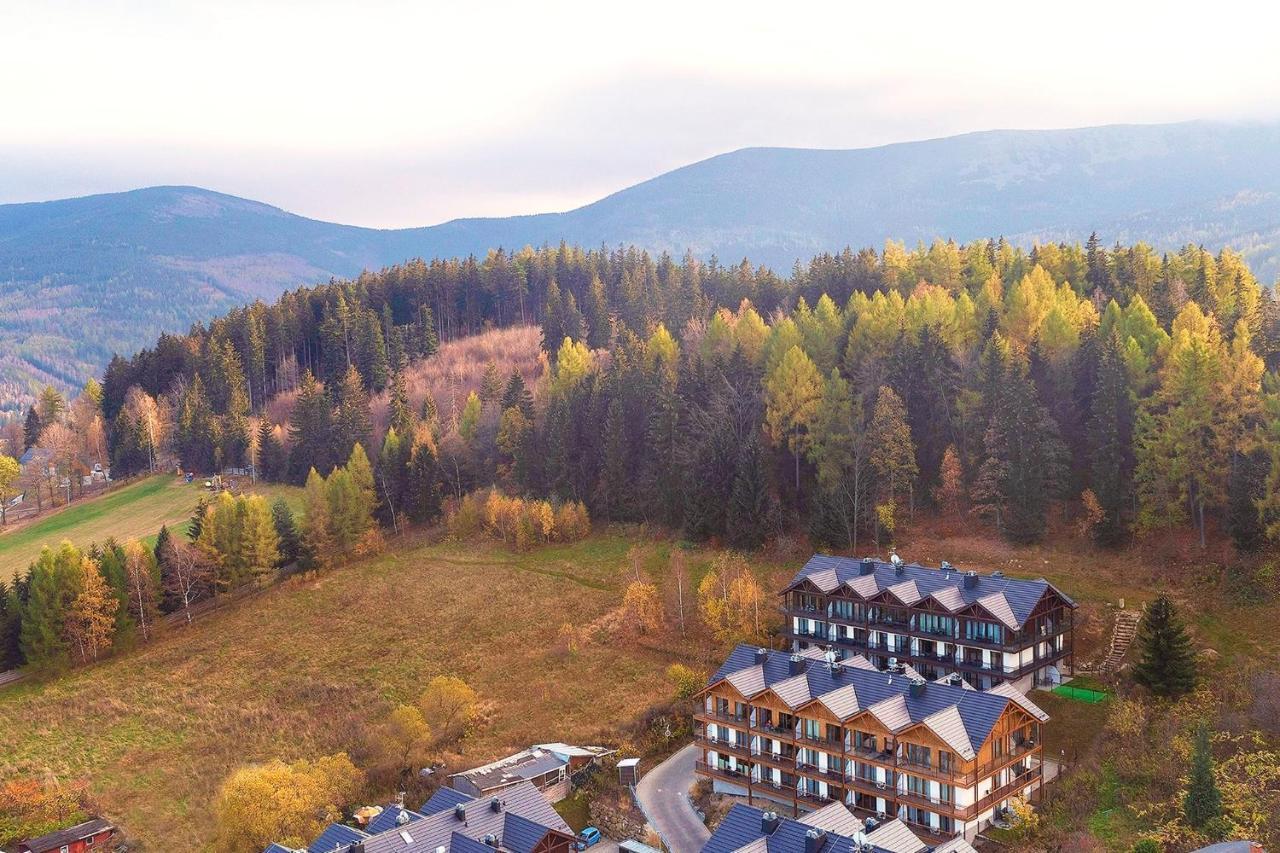 Stylowe I Klimatyczne Sun Seasons 24 W Karpaczu By Renters Apartment